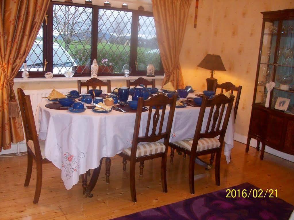 Krakow B&B Дандолк Екстер'єр фото